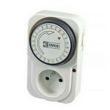 EMOS P5502 – mechanická spínací zásuvka