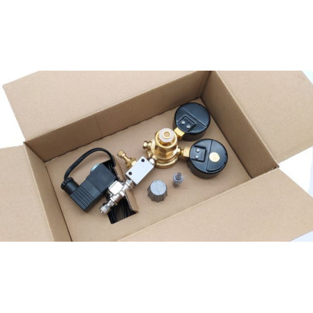 CO2 set s 2,1 l lahví s nočním vypínáním